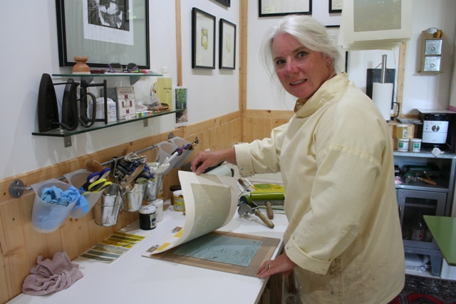 lino-Printing julie north printmaker France